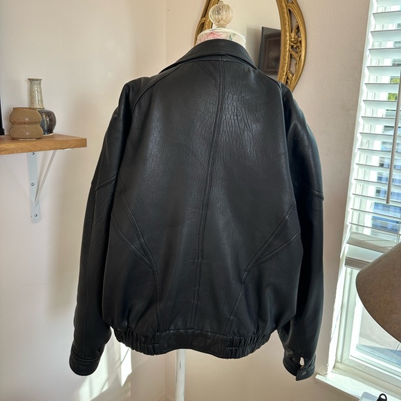 Vintage Genuine Leather Jacket - Picture 5 of 10
